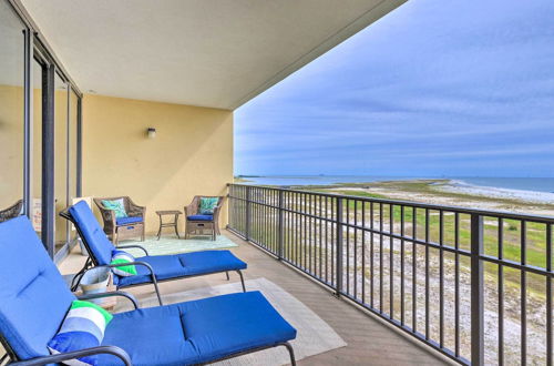 Foto 1 - Ocean-view Condo w/ 2 Pools + Resort Amenities