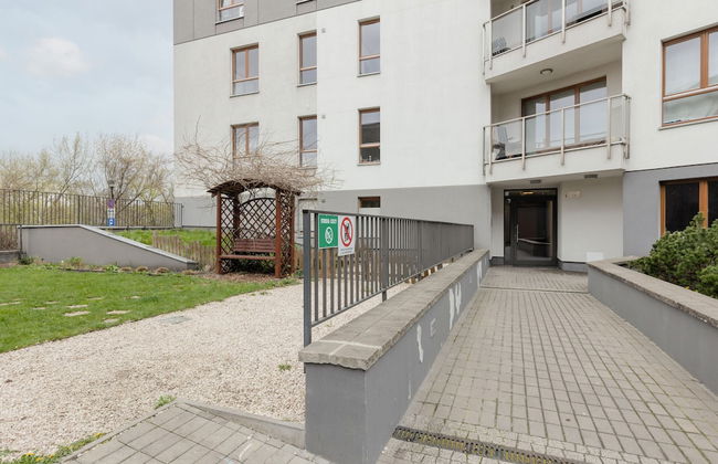 Stylish Apartment Rydygiera by Renters - Photo 25