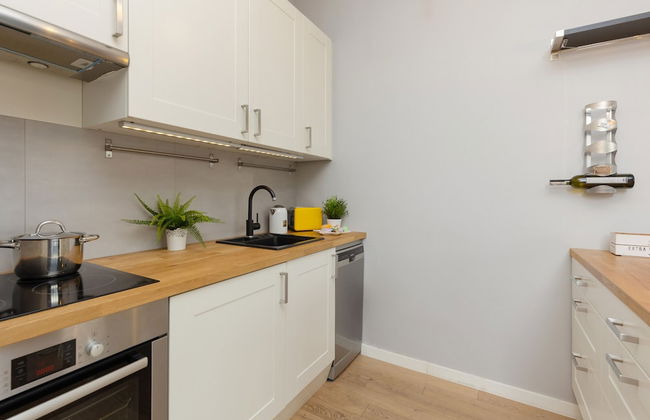 Stylish Apartment Rydygiera by Renters - Photo 11