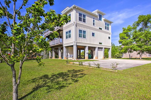 Photo 5 - Waveland Abode w/ Patio, Walk to Beach