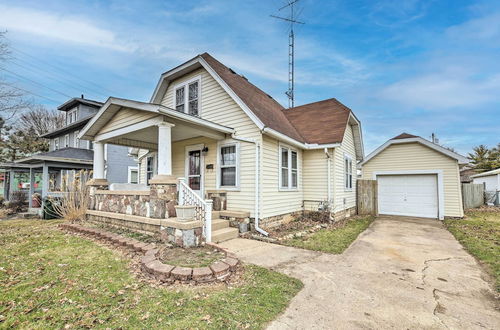 Photo 9 - Charming Urbana Home Near Downtown