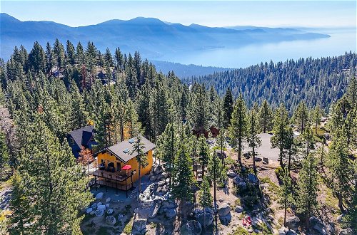 Photo 5 - Secluded Mountain Cabin: Sweeping Lake Tahoe Views