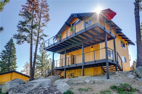 Photo 14 - Secluded Mountain Cabin: Sweeping Lake Tahoe Views