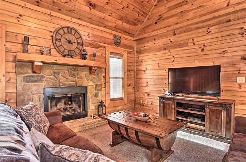 Photo 16 - Sevierville Cabin w/ Lake Access & Private Hot Tub