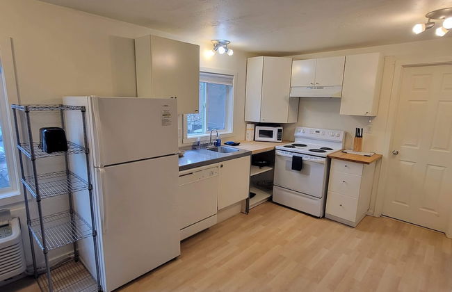 Hood River Suites Apartment Hotel - Photo 20