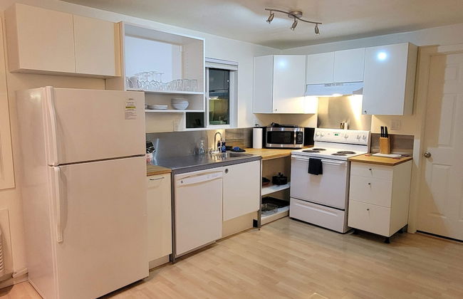 Hood River Suites Apartment Hotel - Photo 19