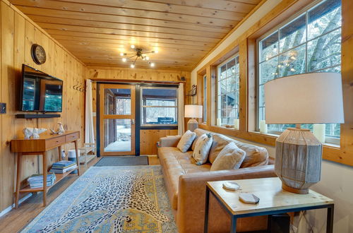 Photo 3 - Leavenworth Cabin w/ Private Hot Tub