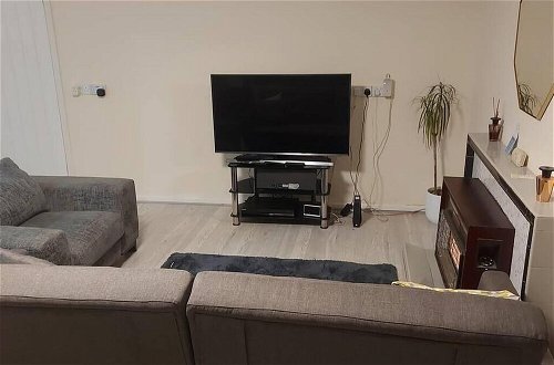 Foto 17 - Lovely & Beautiful 2 Bed-apartment in Borehamwood