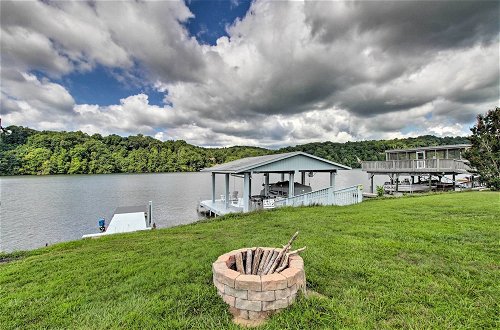 Foto 15 - Lakefront Hiwassee Home w/ Private Dock & Deck