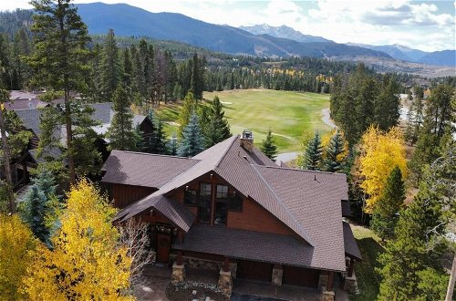 Foto 10 - Twin Peaks Lodge Views Hot Tub Golf Ski Log Construction
