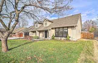 Photo 1 - Immaculate 'woodland View' Retreat w/ Hot Tub