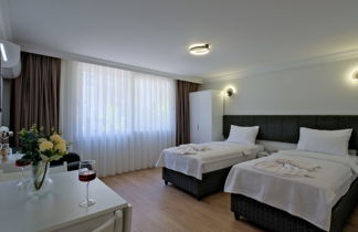 Foto 3 - Miralya Suites