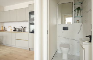 Photo 2 - Fulham Hestercombe House by Viridian Apartments