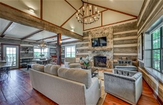 Photo 1 - Luxury 23-ac Ranch With Hot Tub and Fire Pit