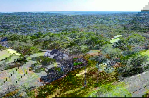 Foto 32 - Luxury 23-ac Ranch Hot Tub and Hill Country Views!