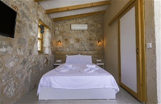 Photo 2 - Stone Vacation Flat w Pool in Kas