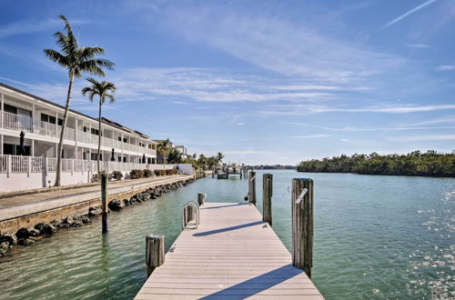 Foto 9 - Waterfront Marco Island Retreat w/ Shared Docks