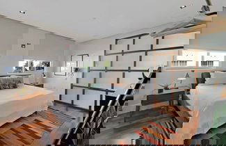 Foto 3 - Roami at Collins Ave Penthouse