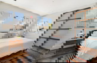 Foto 2 - Roami at Collins Ave Penthouse