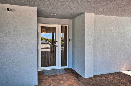 Photo 11 - Lido Key Hideout w/ Patio & Yard + Walk to Beach