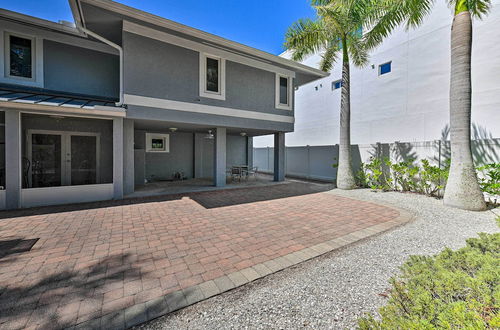 Photo 3 - Lido Key Hideout w/ Patio & Yard + Walk to Beach