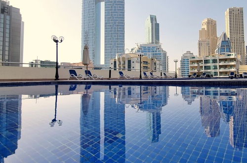 Photo 21 - Nice Studio Balcony N Pool View Marina