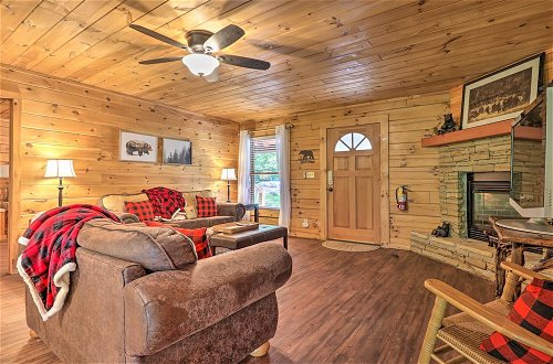 Photo 4 - Cabin w/ Deck + Fireplace < 3 Mi to Dollywood