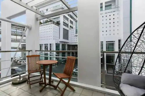 Foto 7 - Modern, One Bedroom Princes Wharf Apartment W/ Ac