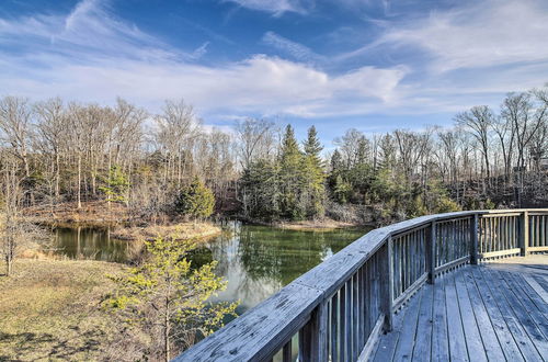 Photo 26 - Strawberry Plains Cabin: Private Pond & Game Room