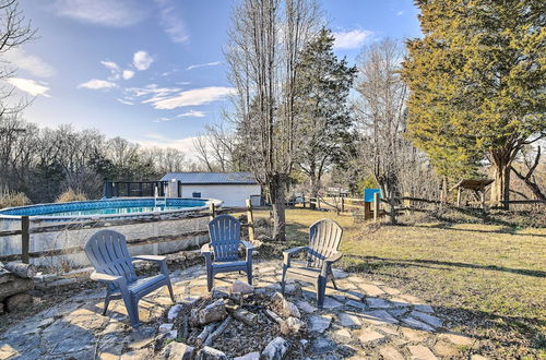 Photo 6 - Strawberry Plains Cabin: Private Pond & Game Room