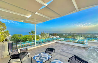 Foto 1 - Ultra Luxurious Villa With Breathtaking Views