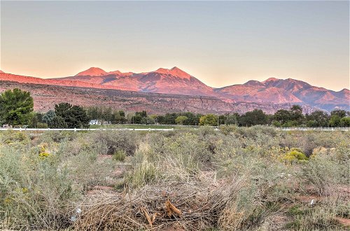 Foto 5 - Moab Townhome w/ Pool Access + Stunning Mtn Views
