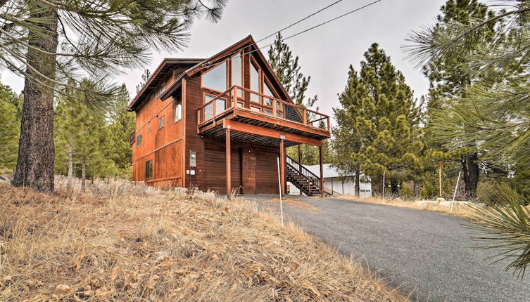 Photo 1 - Classic Truckee Log Cabin: 5 Mi to Donner Lake