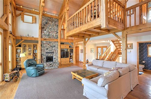 Foto 25 - Gorgeous Charlevoix Home on Lake Michigan