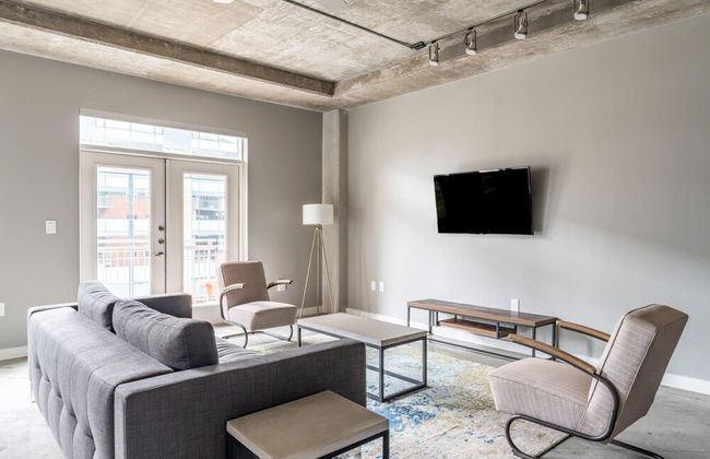 Austin Irresistible 1BD 1BA Downtown Apartment - Photo 19