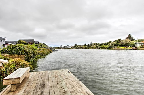 Photo 3 - Ocean Shores House w/ Hot Tub - Walk to Beach