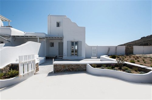 Photo 25 - 3-bed Villa in Mykonos With Private Pool