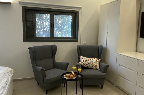 Photo 3 - Cozy Apartment in the Heart of Tel Aviv
