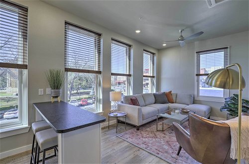 Photo 14 - Stylish San Marcos Apt in the Heart of Dwtn