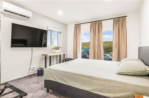 Photo 1 - Modern 3-bed Apartment in Papaya Resort Curacao