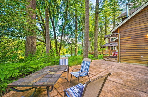 Photo 1 - The River House' w/ Deck, on Mckenzie River