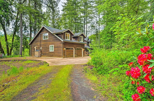 Photo 25 - The River House' w/ Deck, on Mckenzie River