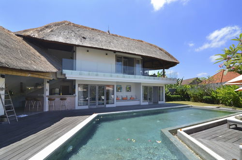 Photo 30 - stunning 4 Bedrooms Private Pool Villa in Canggu