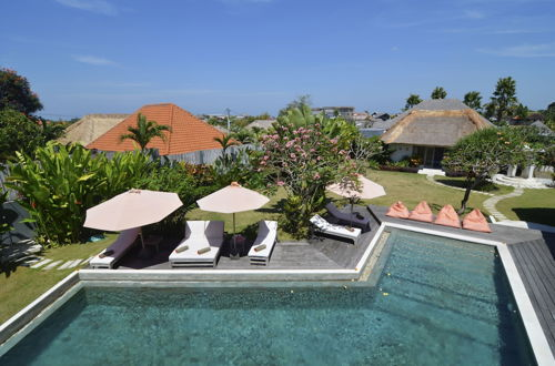 Photo 1 - stunning 4 Bedrooms Private Pool Villa in Canggu