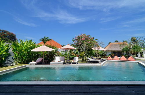 Photo 40 - stunning 4 Bedrooms Private Pool Villa in Canggu