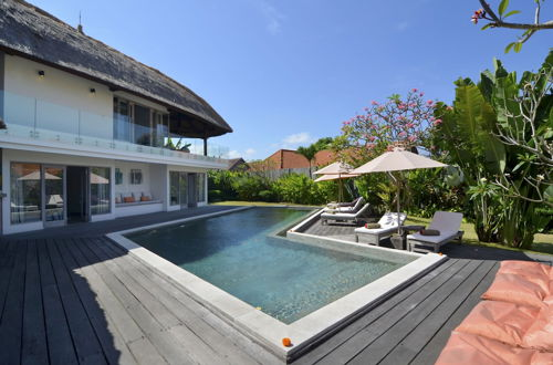 Photo 49 - stunning 4 Bedrooms Private Pool Villa in Canggu