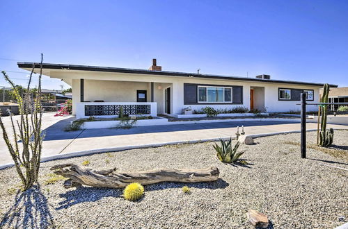 Foto 21 - Desert Retreat w/ Backyard Oasis & Mtn Views