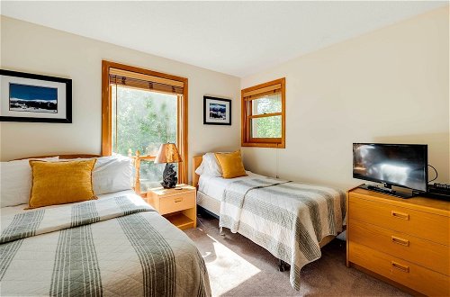 Photo 33 - Riverfront Lincoln Condo w/ Pool: Mins to Loon Mtn