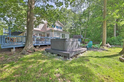 Photo 14 - Tobyhanna Home w/ Hot Tub, Fire Pit, Deck + Grill