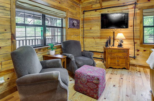 Photo 5 - Beaver Lake Vacation Rental w/ Private Hot Tub